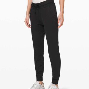 Lululemon Ready to Fleece Jogger Womens Size 6 Pockets Black